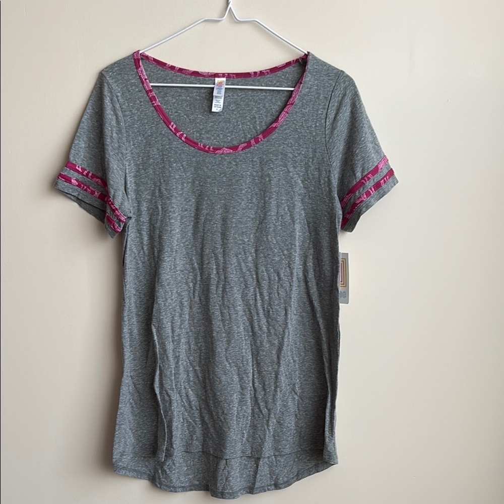 NWT LuLaRoe Classic T